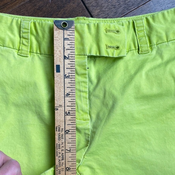 Vineyard Vines Lime Green Shorts - Picture 5 of 11